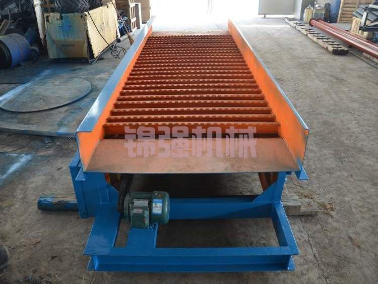 HTREkaW4MM.JPG